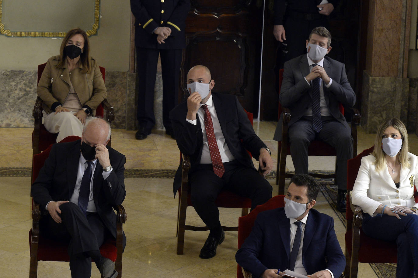 Fotos: Sale adelante la moción de censura en el Ayuntamiento de Murcia: José Antonio Serrano, nuevo alcalde