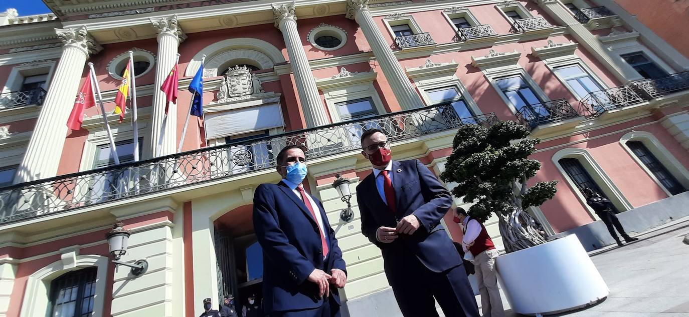 Fotos: Sale adelante la moción de censura en el Ayuntamiento de Murcia: José Antonio Serrano, nuevo alcalde