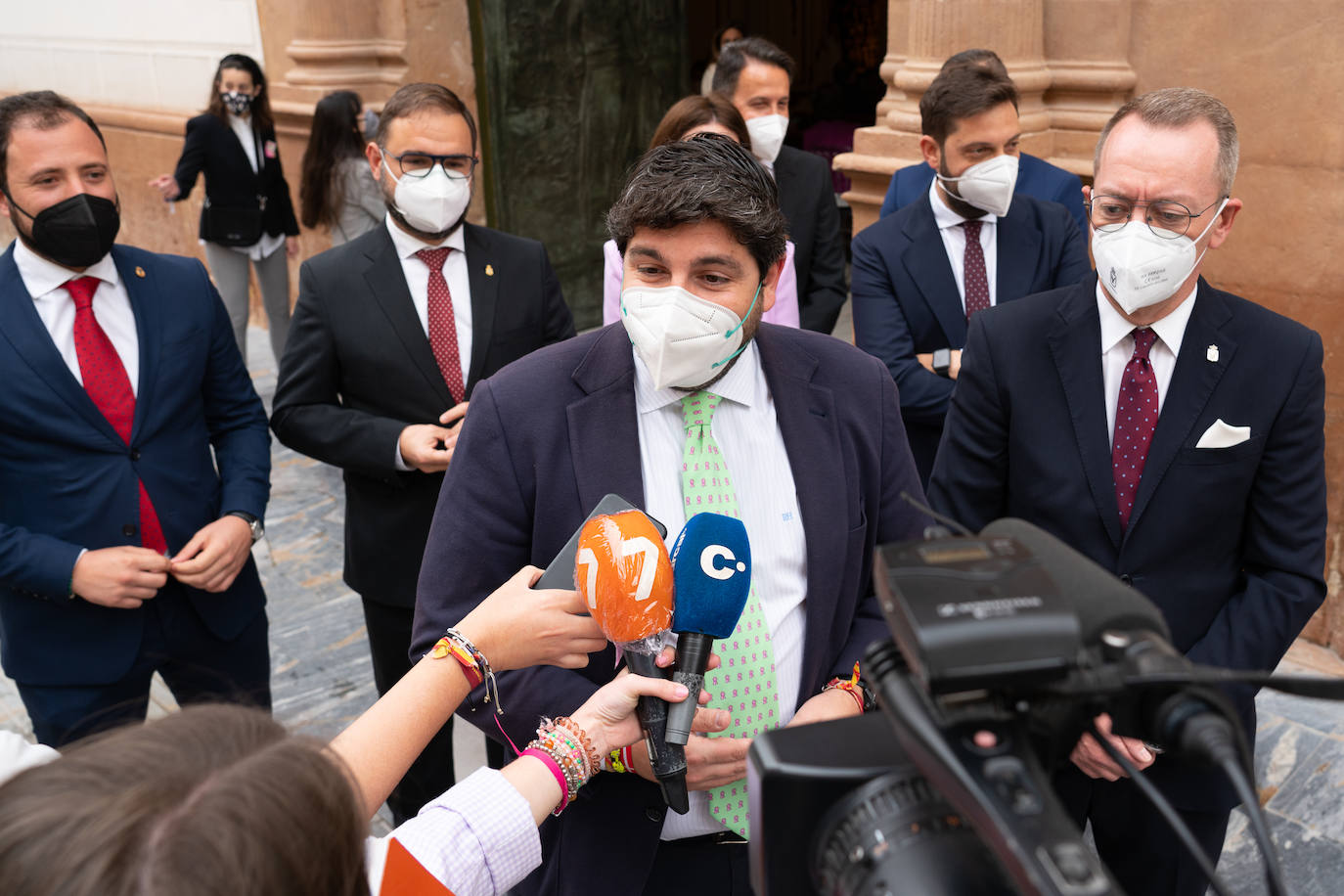 Fotos: Palmas y ramas de olivo para San Juan el Domingo de Ramos