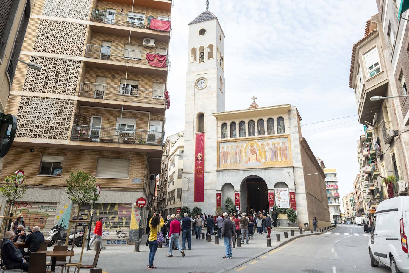 Fotos Semana Santa Murcia: Fieles del Cristo del Perdón acuden a San Antolín para recordar el tradicional besapié