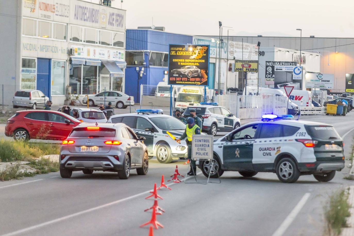 Fotos: La movilidad en la Región sigue bajo estricta vigilancia policial