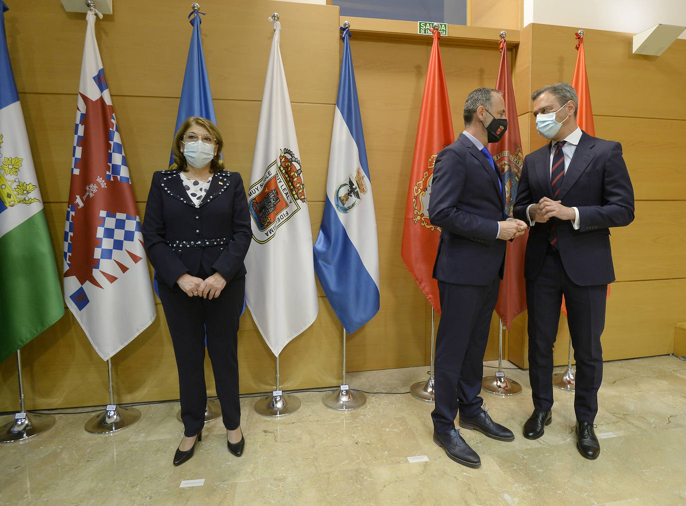 Fotos: Los nuevos consejeros de la Comunidad Autónoma toman posesión