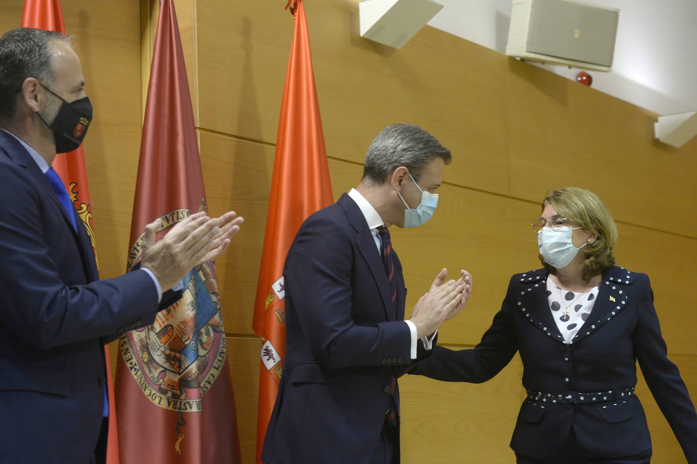 Fotos: Los nuevos consejeros de la Comunidad Autónoma toman posesión