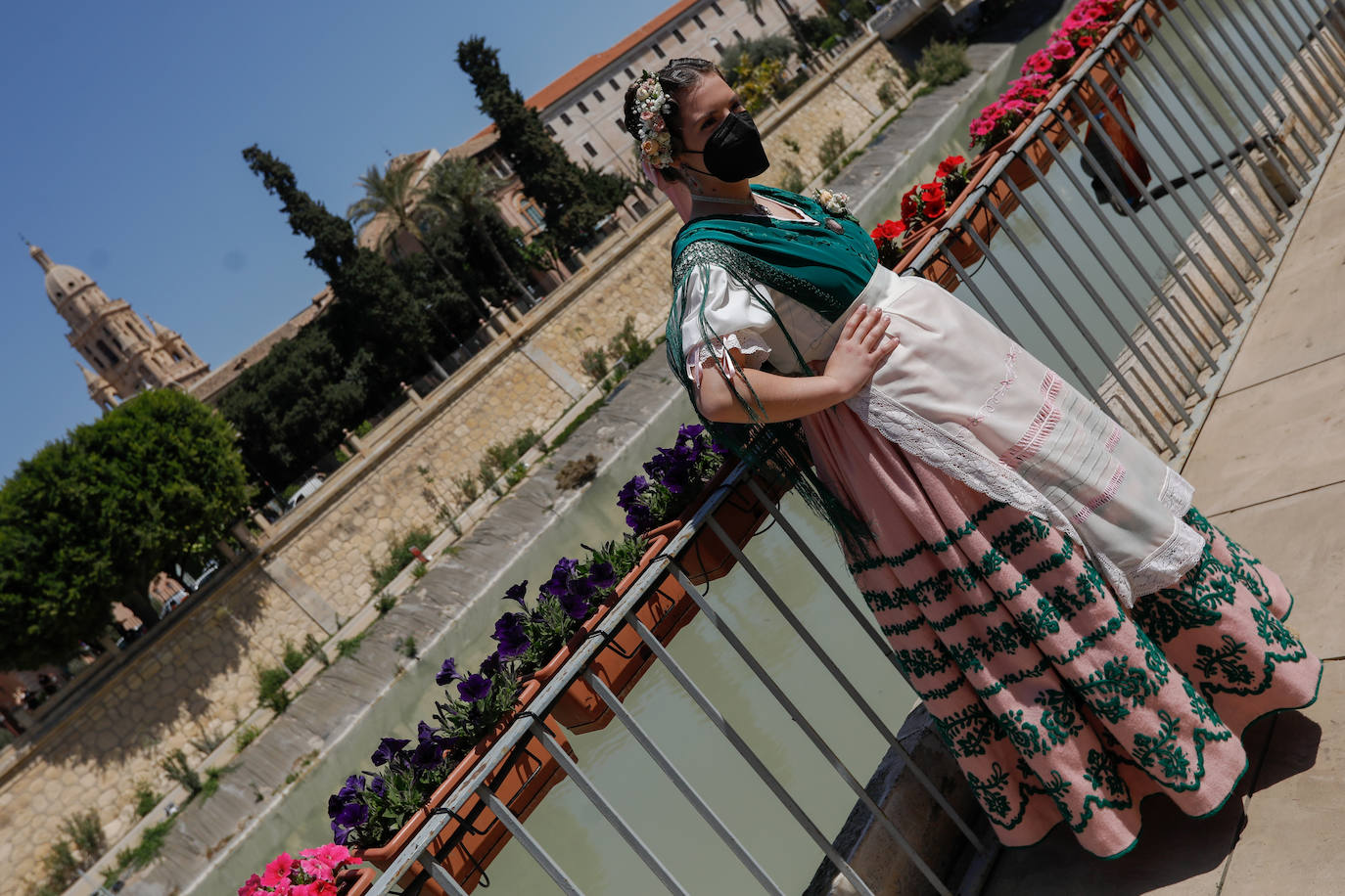 Fotos: La &#039;tronaera&#039; huertana cubre de color el cielo de Murcia