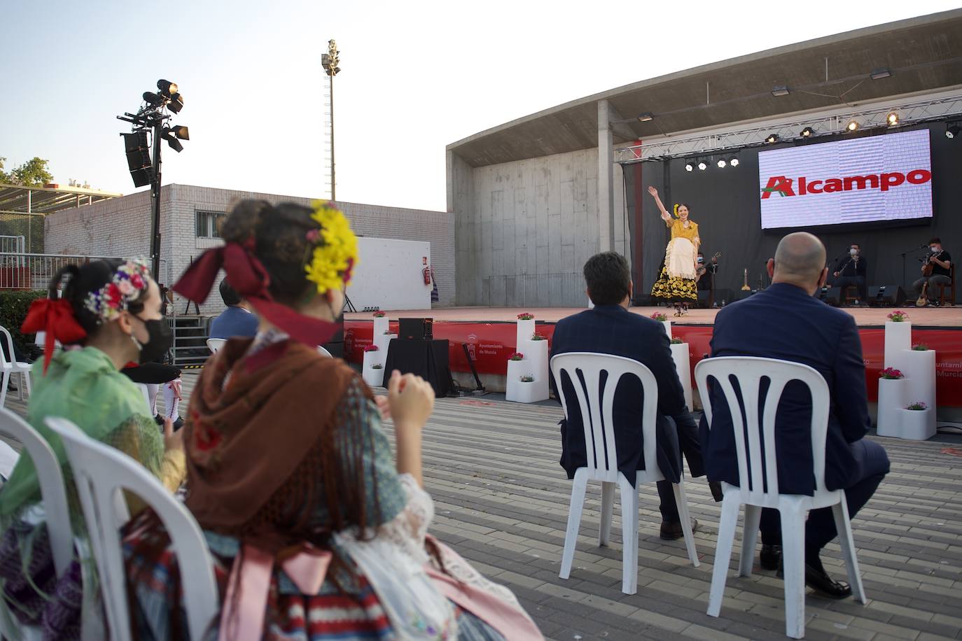 Fotos: Dos años esperando la corona de azahar