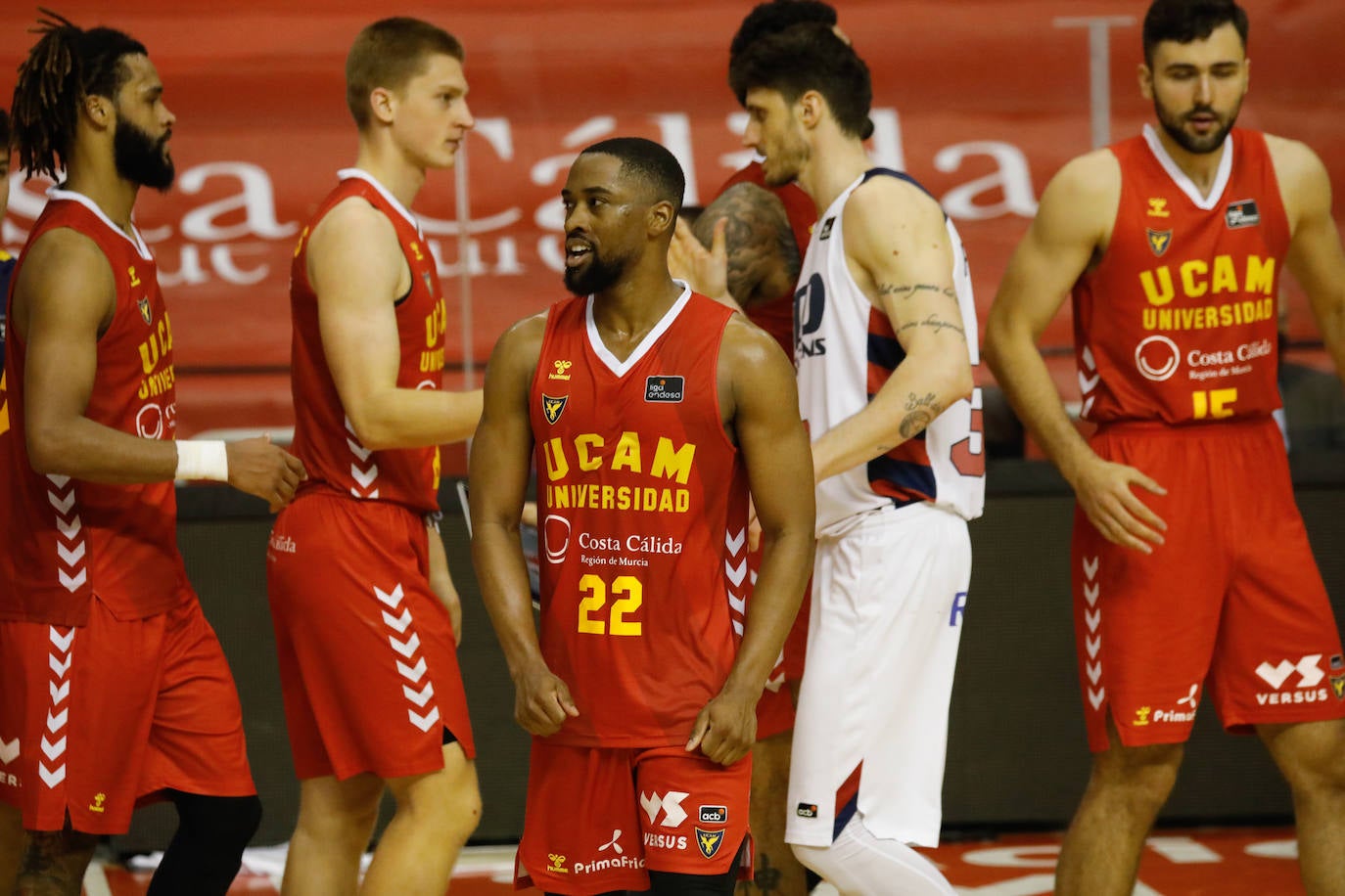 Fotos: Las imágenes del partido UCAM Murcia 92 - Baskonia 87