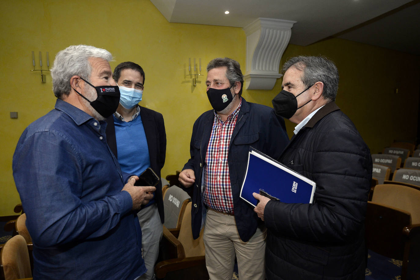 Fotos: Reunión del Círculo por el Agua de las tres provincias en la Cámara de Comercio de Murcia