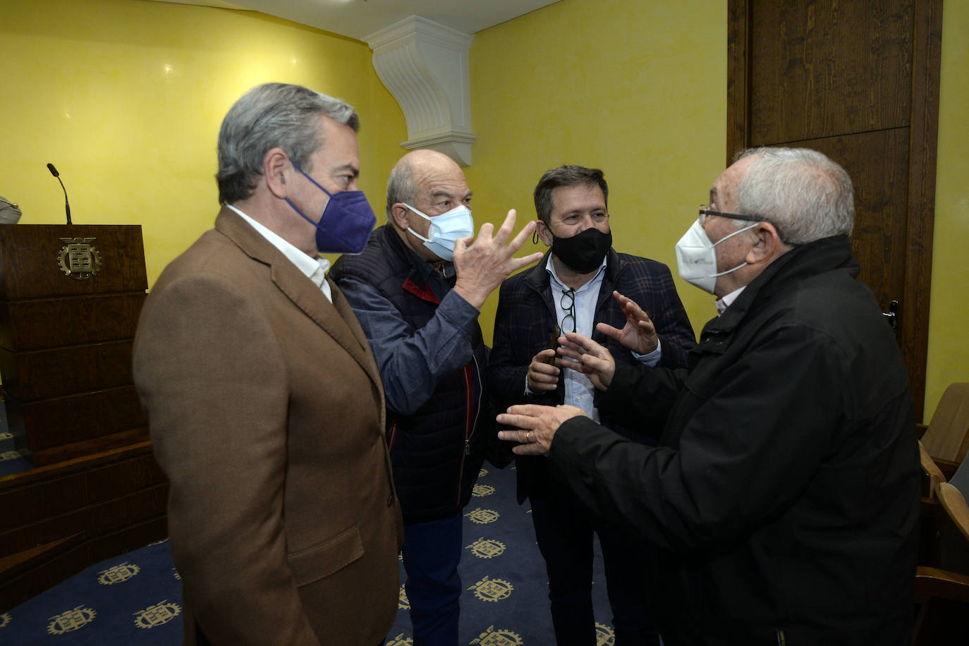 Fotos: Reunión del Círculo por el Agua de las tres provincias en la Cámara de Comercio de Murcia