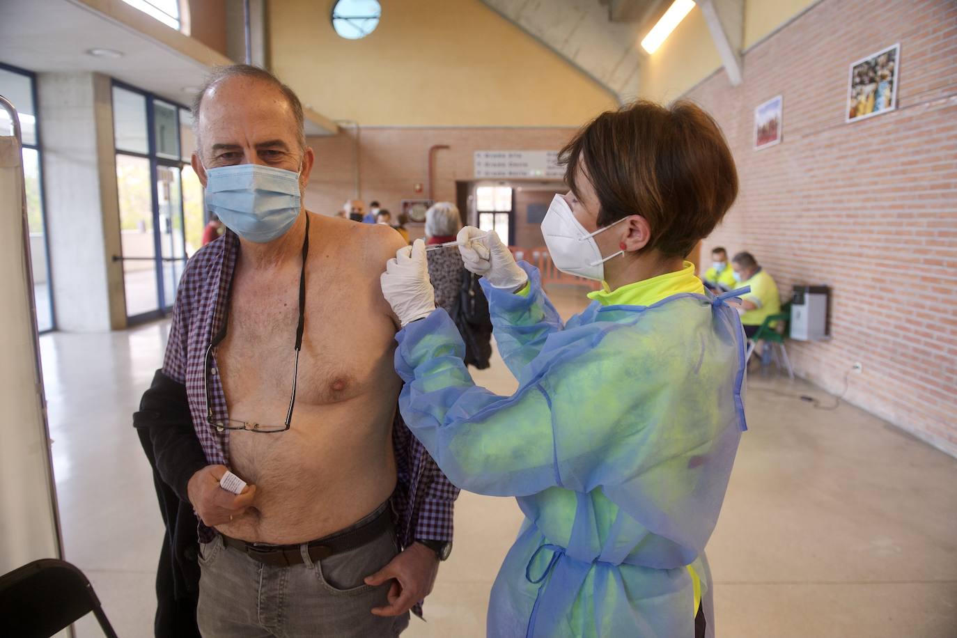 Fotos: Vacunación contra la Covid-19 en Murcia