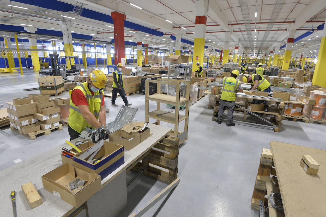 Fotos: Amazon abrirá un nuevo centro logístico en Murcia