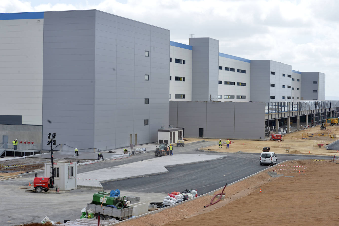 Fotos: Amazon abrirá un nuevo centro logístico en Murcia