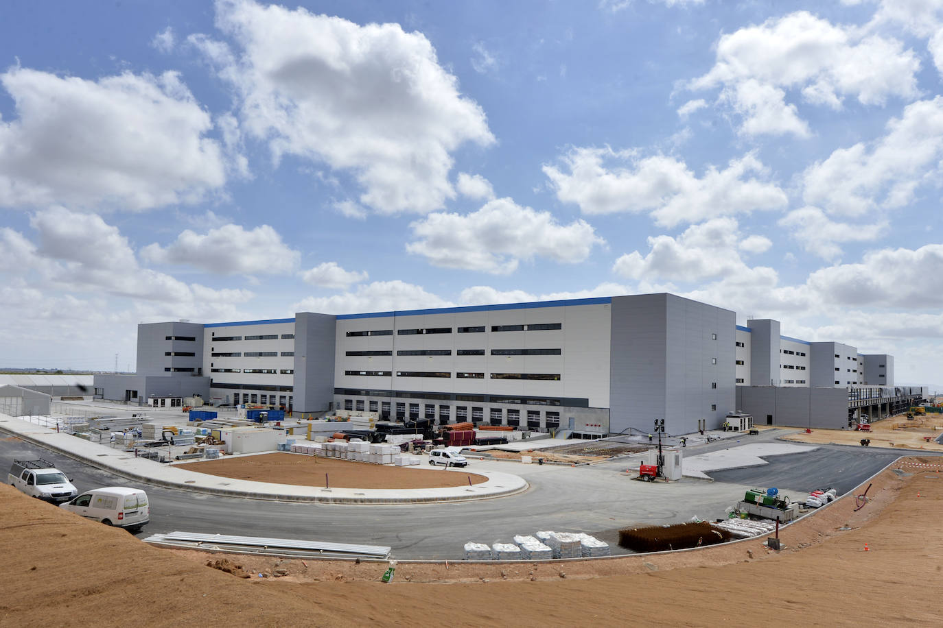 Fotos: Amazon abrirá un nuevo centro logístico en Murcia