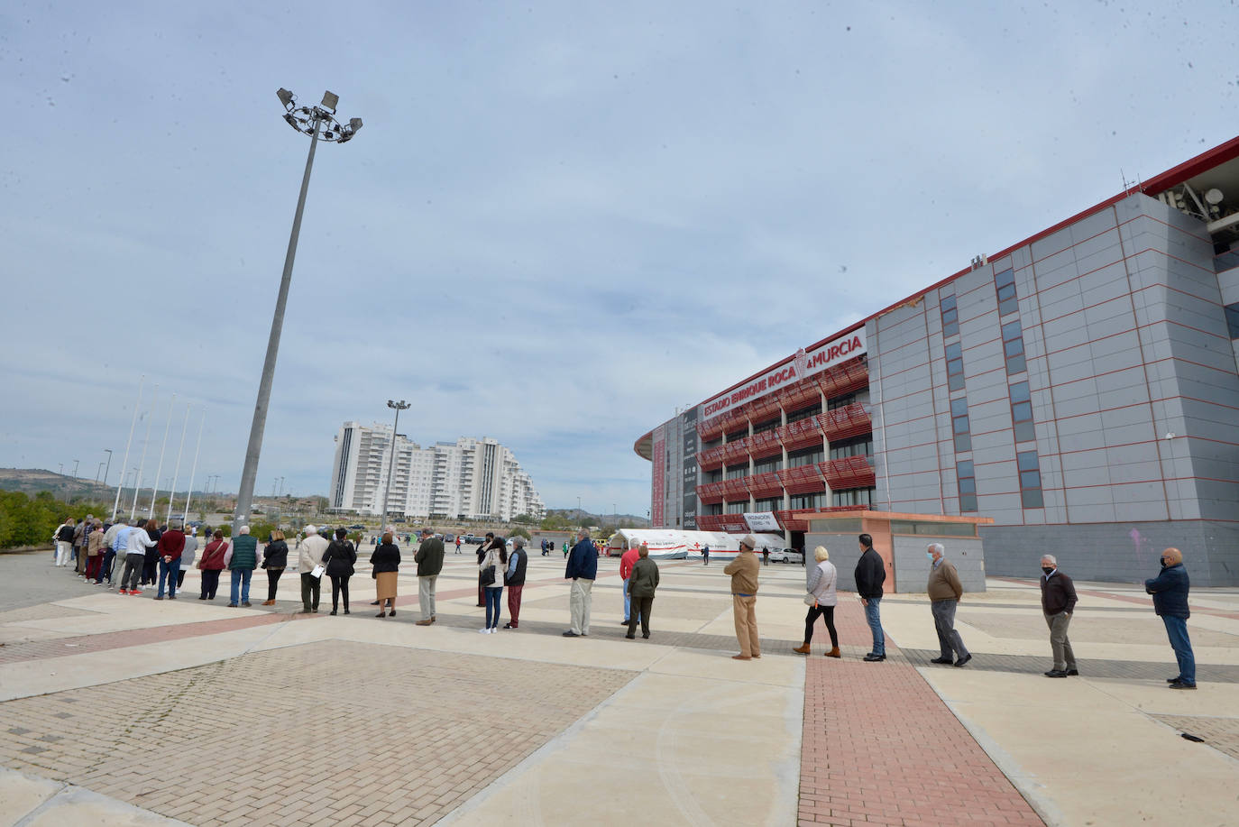 Fotos: Los pacientes en hemodiálisis de la Región comenzarán a recibir dosis de la vacuna contra la Covid esta semana