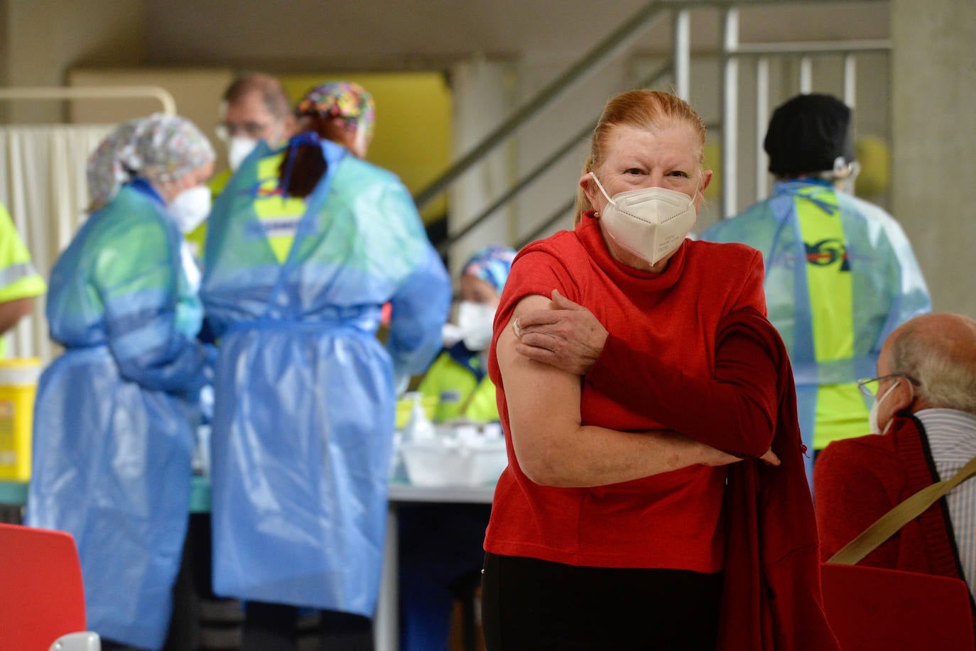 Fotos: Los pacientes en hemodiálisis de la Región comenzarán a recibir dosis de la vacuna contra la Covid esta semana