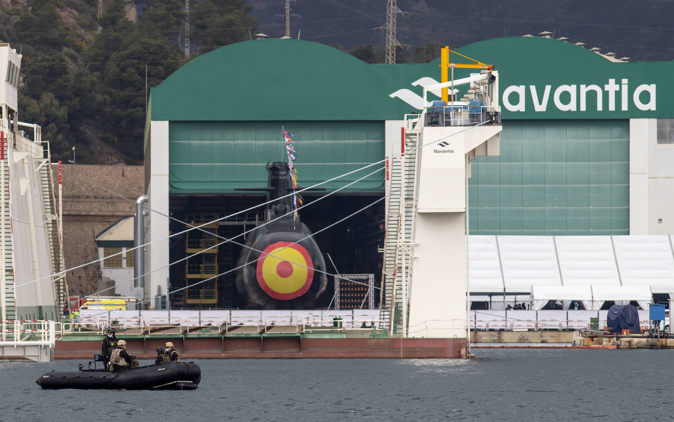 Fotos: Los Reyes asisten al acto de la puesta a flote del submarino &#039;Isaac Peral&#039; en Cartagena