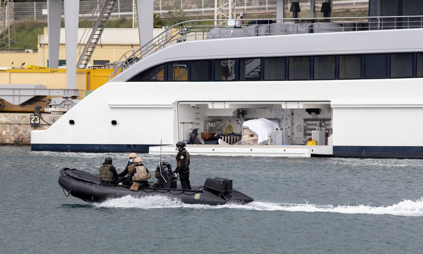 Fotos: Los Reyes asisten al acto de la puesta a flote del submarino &#039;Isaac Peral&#039; en Cartagena