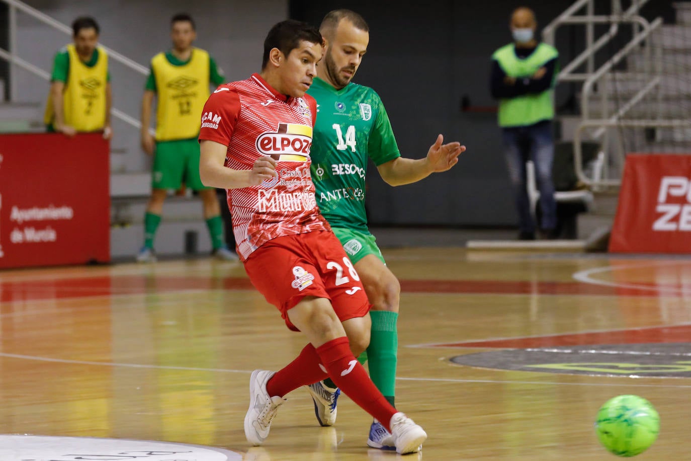 Fotos: La victoria de ElPozo ante el UMA Antequera, en imágenes