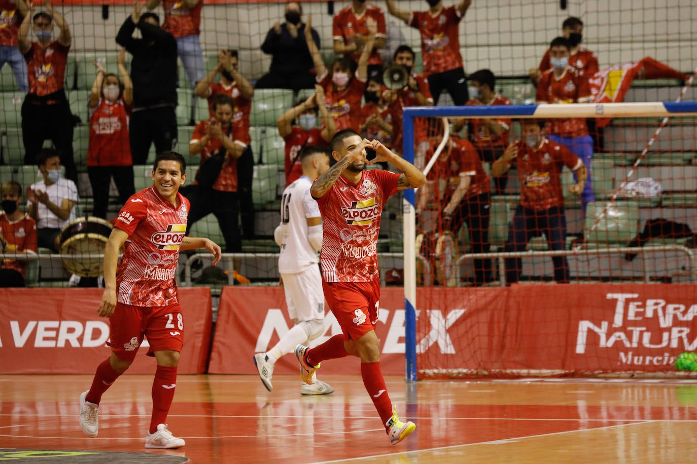 Fotos: La victoria de ElPozo ante el UMA Antequera, en imágenes