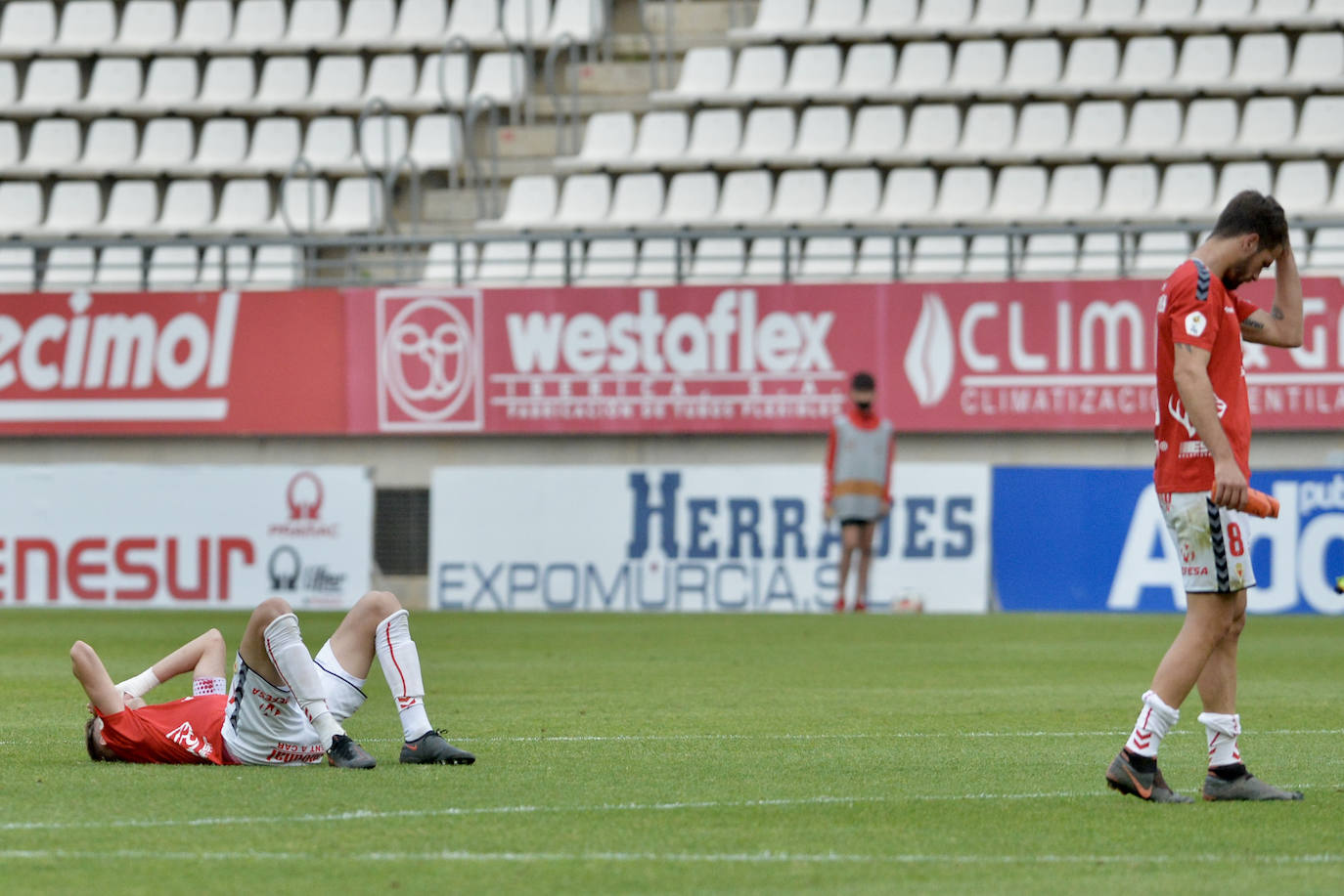 Fotos: El empate del Real Murcia ante el Linense, en imágenes