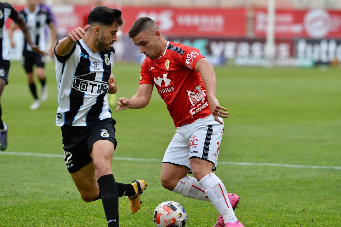 Fotos: El empate del Real Murcia ante el Linense, en imágenes