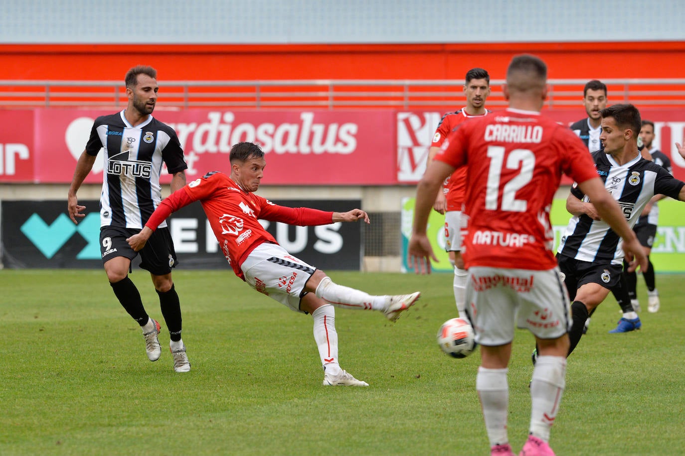 Fotos: El empate del Real Murcia ante el Linense, en imágenes