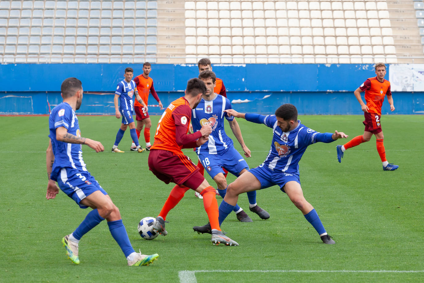 Fotos: Las imágenes del partido Lorca Deportiva - Recreativo