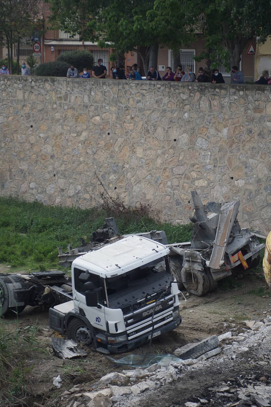 Fotos: Obras para sacar la hormigonera del río Segura
