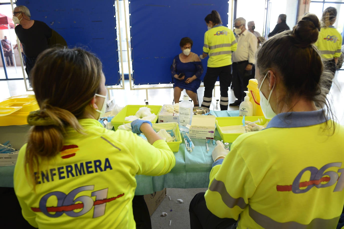 Fotos: Vacunación en Murcia a la población de 65 a 69 años