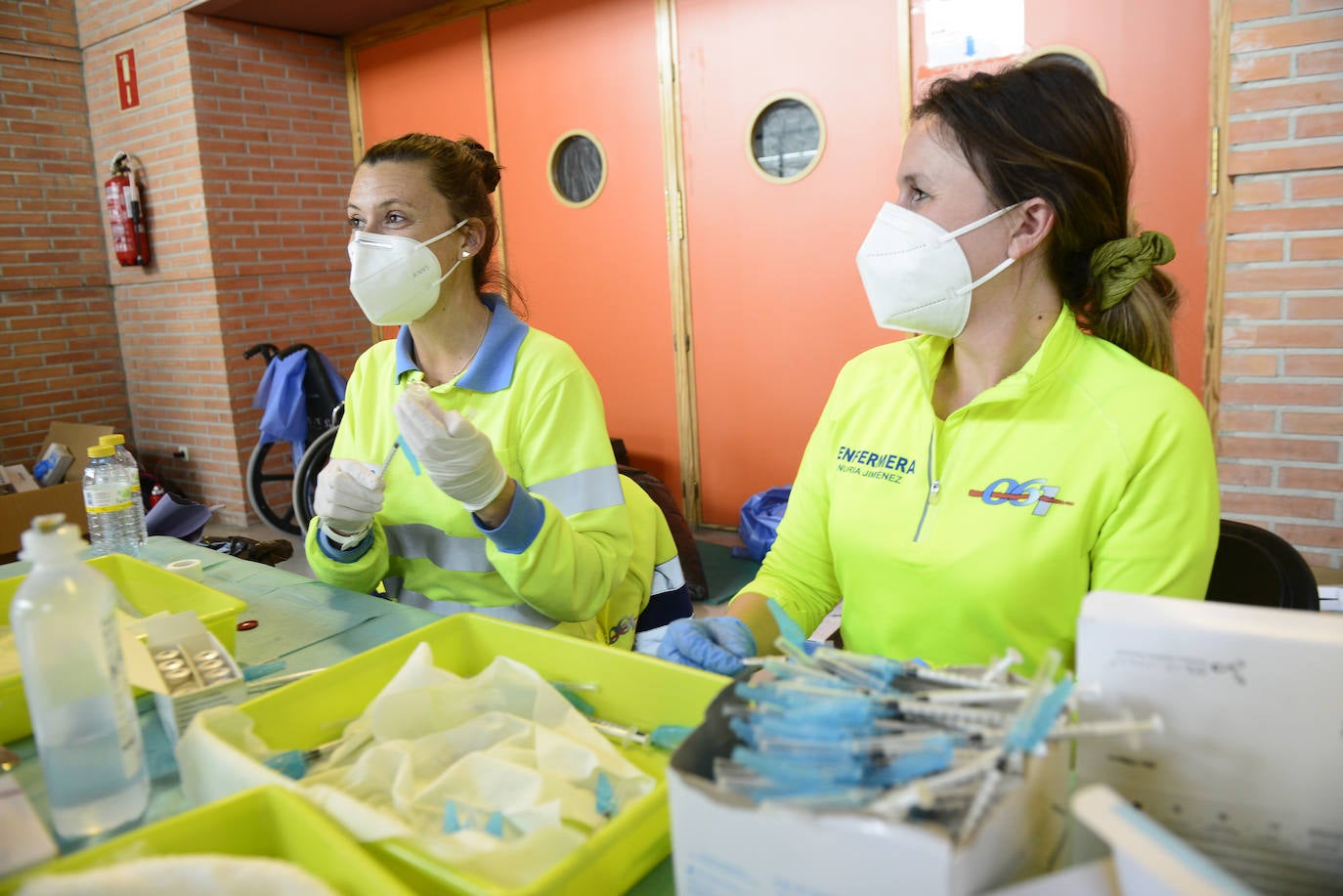 Fotos: Vacunación en Murcia a la población de 65 a 69 años