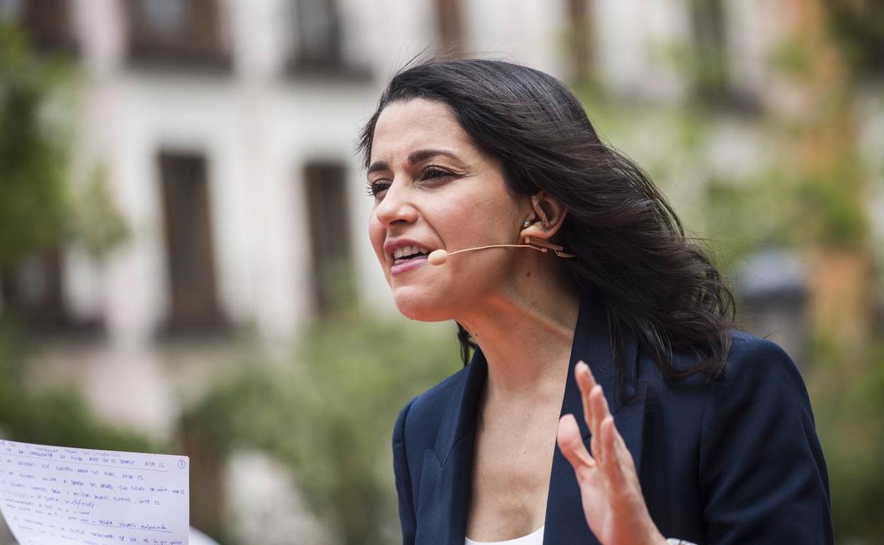 Inés Arrimadas durante un acto electoral en Madrid.