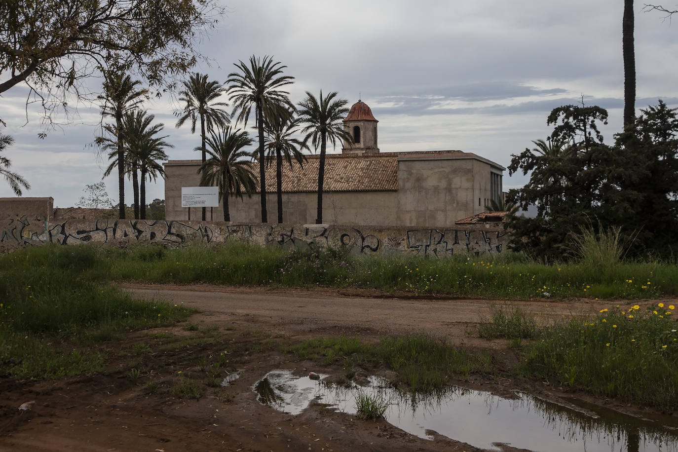Fotos: Castejón exigirá a Hansa la restauración de San Ginés de la Jara tras un parón de 3 años