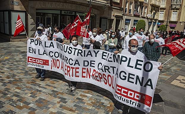 Galería. Manifestación del Primero de Mayo en Cartagena, este sábado.