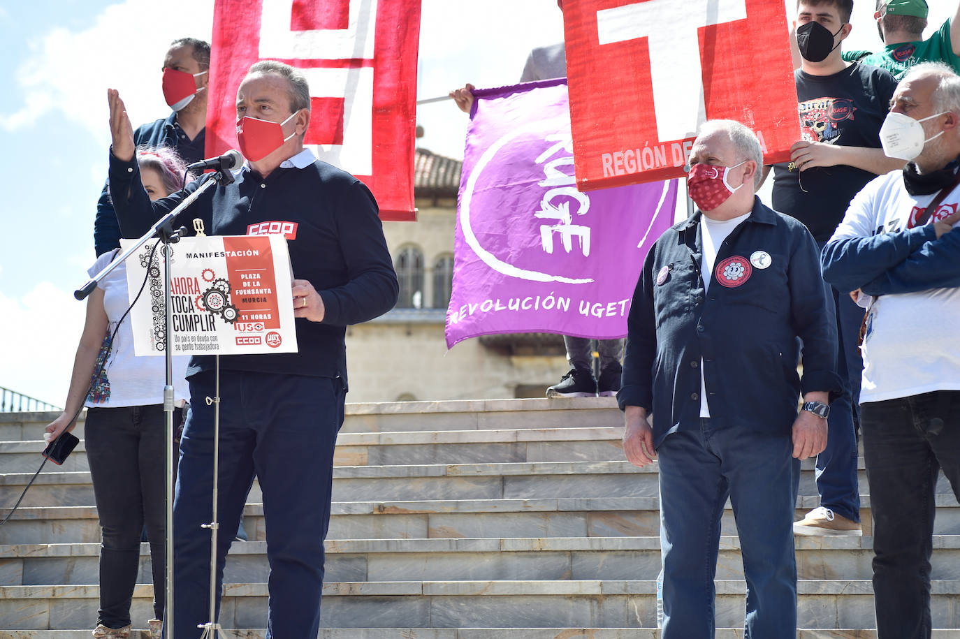 Fotos: Manifestación del Primero de Mayo en Murcia