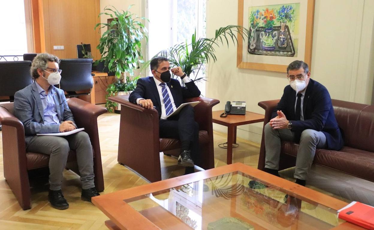 Reunión del alcalde de Murcia y el rector de la UMU. 