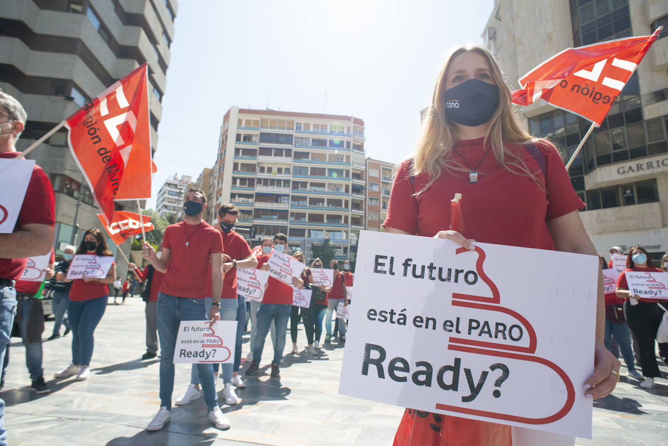 Fotos: Los trabajadores de la empresa Icono Enterprise se manifiestan en Murcia