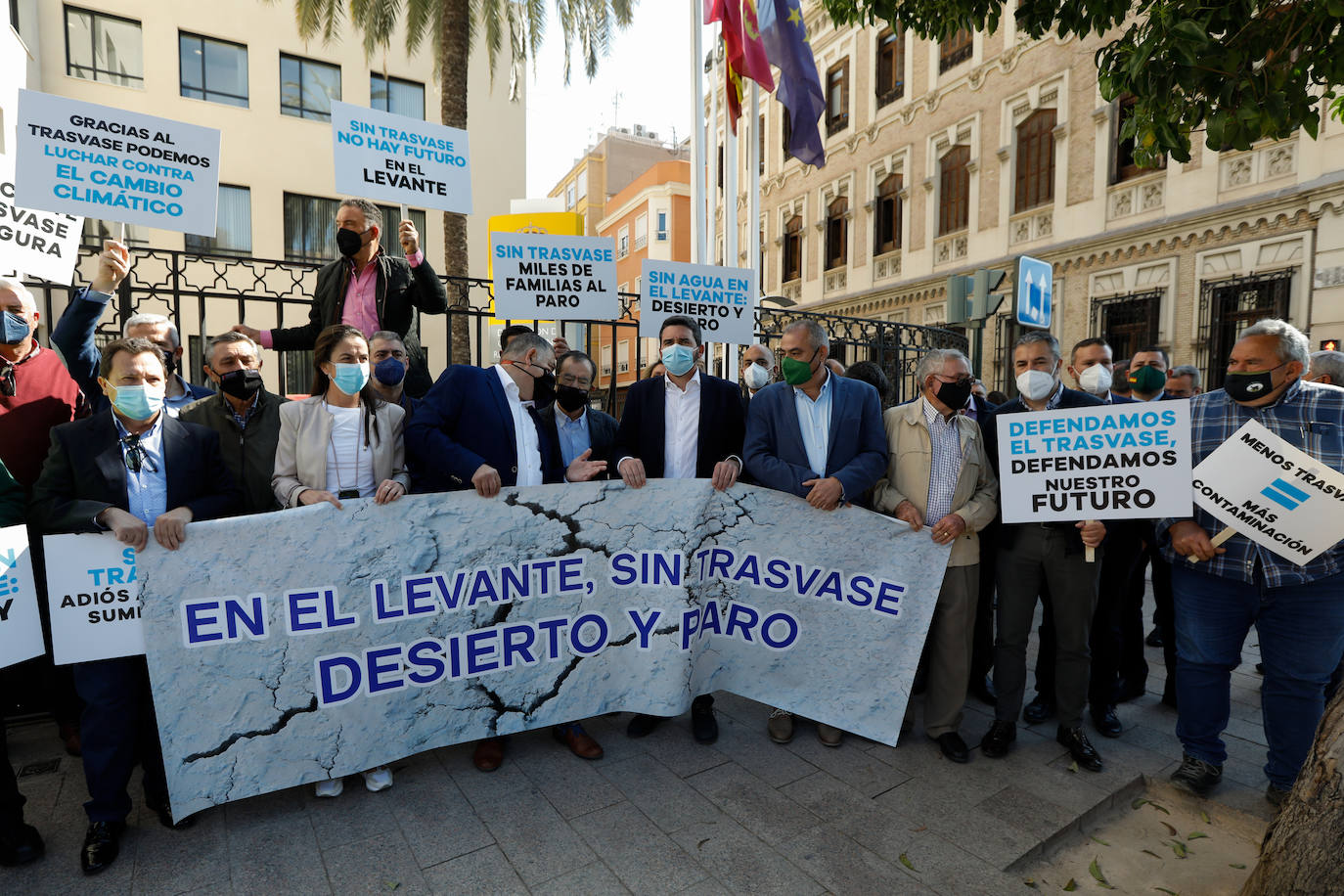 Fotos: Protesta del Sindicato Central de Regantes del Acueducto Tajo-Segura