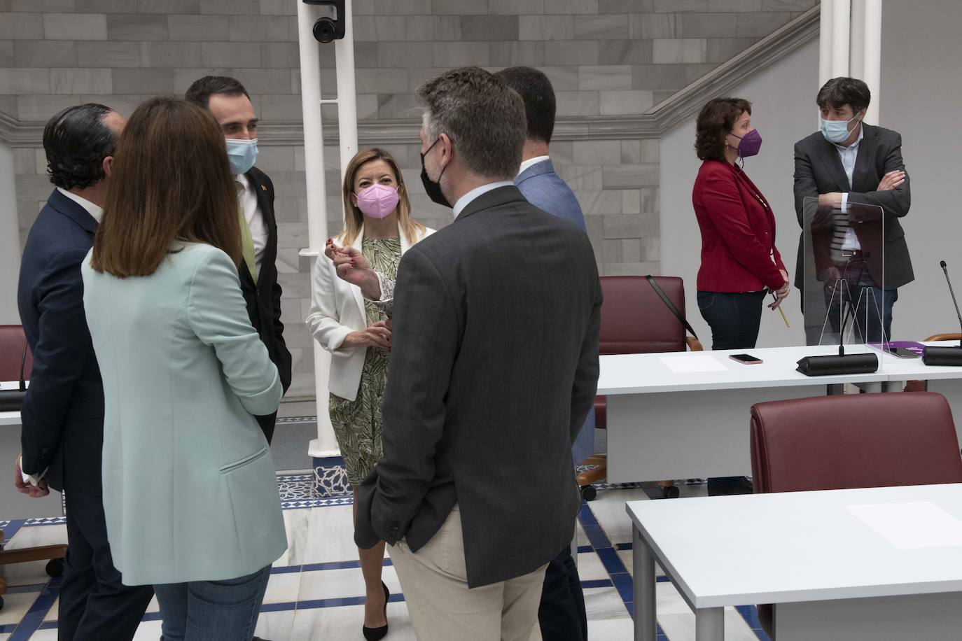 Fotos: Pleno en la Asamblea Regional