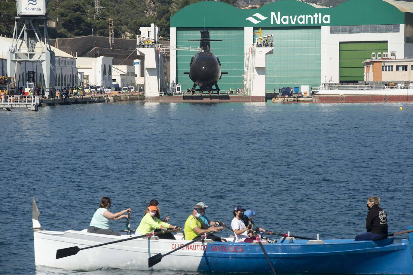 Fotos: El submarino &#039;Isaac Peral&#039; supera las primeras prubas de soplado