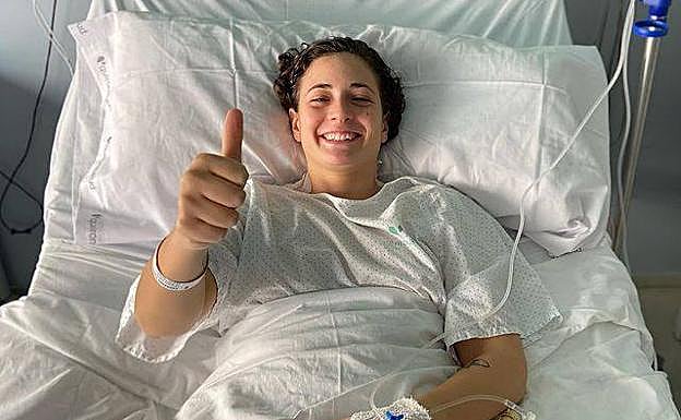 13 de septiembre de 2020. Preparada para ser intervenida en Barcelona, tras la caída que sufrió dos días antes en Estoril.