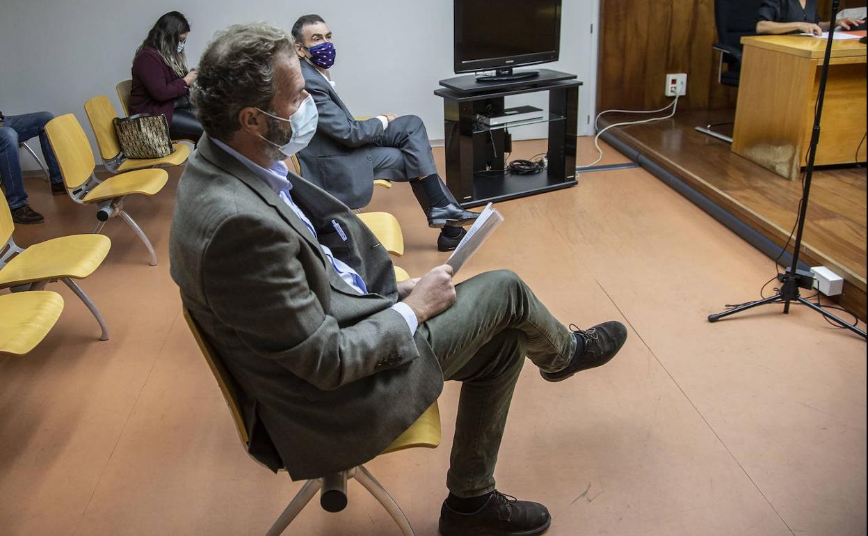 El exalcalde José López, durante el juicio por coacciones al Jefe de Infraestructuras, Vicente Pérez Zulueta, celebrado en noviembre de 2020. 