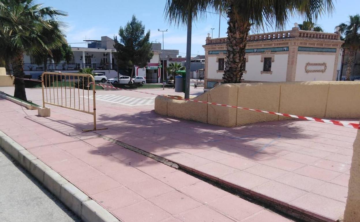 El Ayuntamiento de Campos del Río ha cerrado los espacios públicos por el aumento de casos de Covid-19.