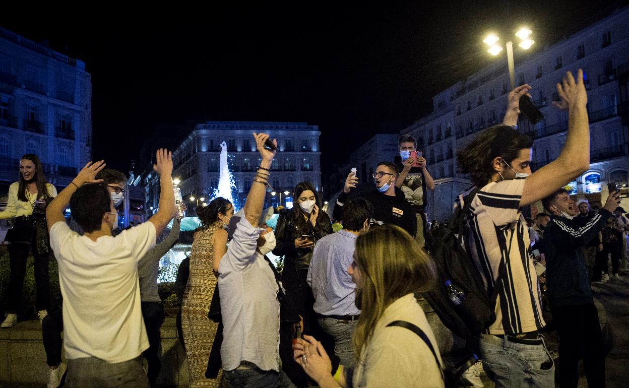 Celebración en Madrid del final del estado de alarma 