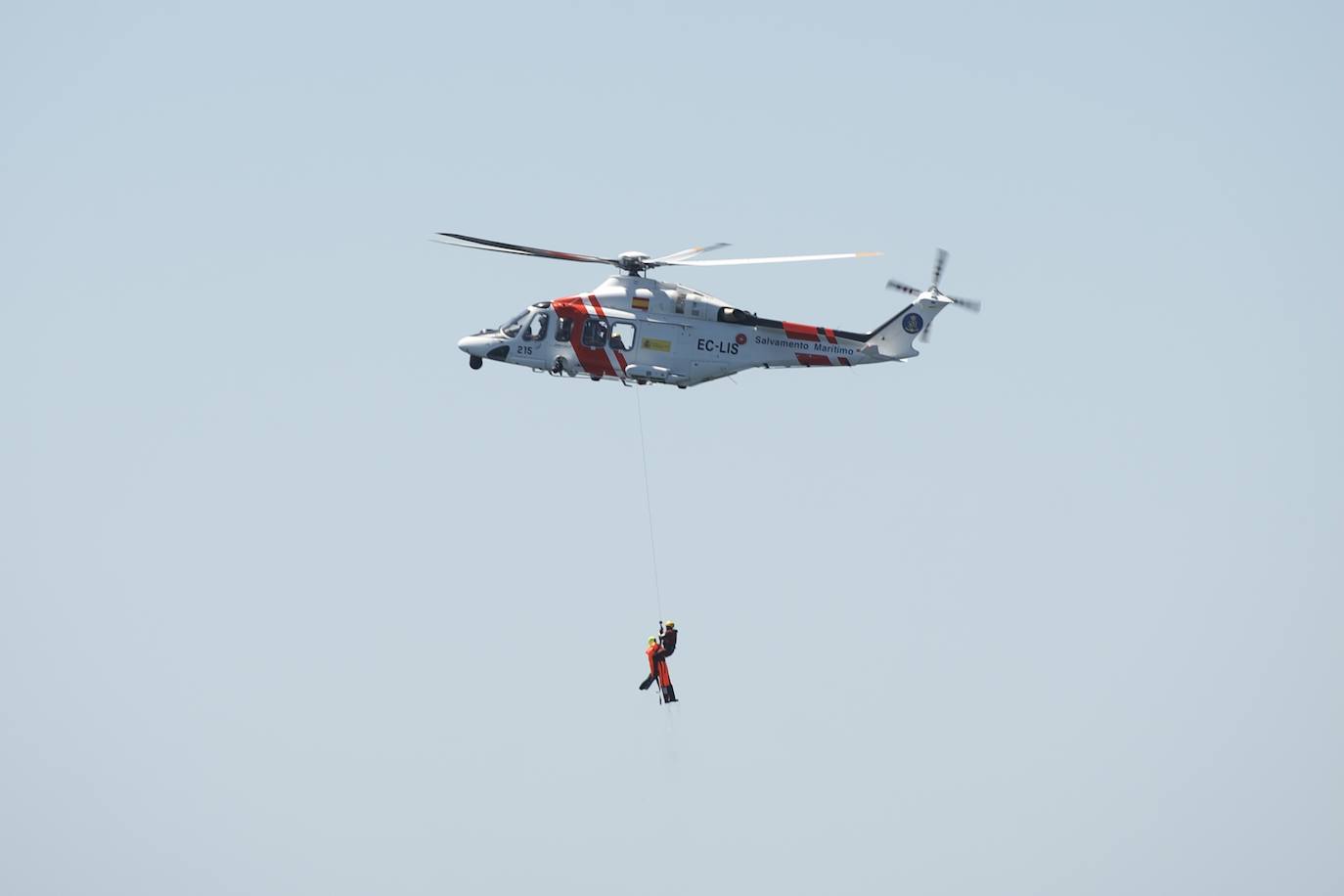 Fotos: Rescate por mar y aire en Isla Grosa