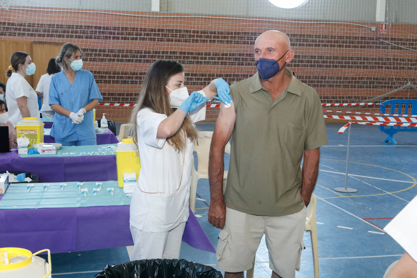 Fotos: Vacunación en Puerto Lumbreras