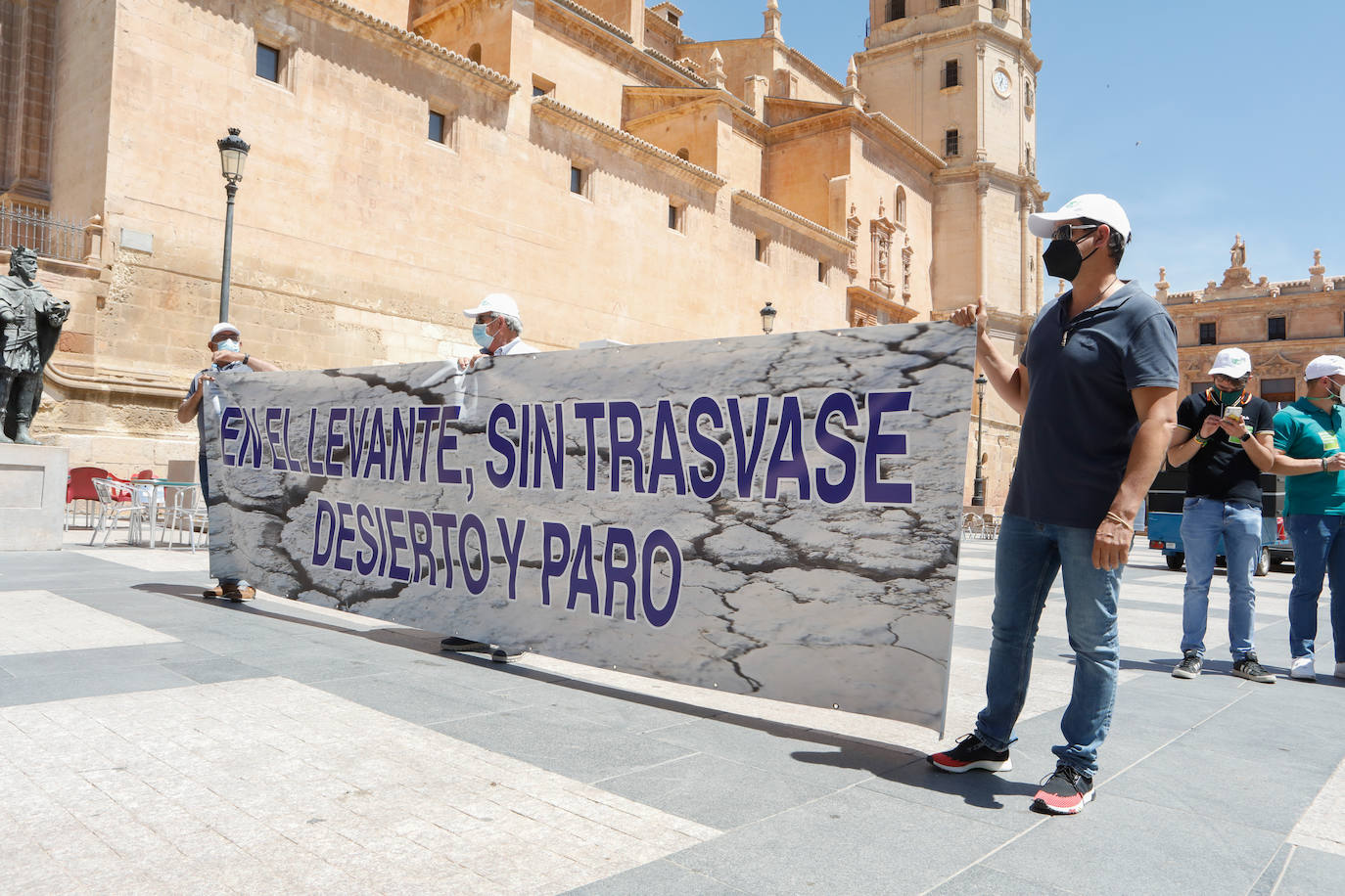 Fotos: Manifestación en defensa del Trasvase en Lorca