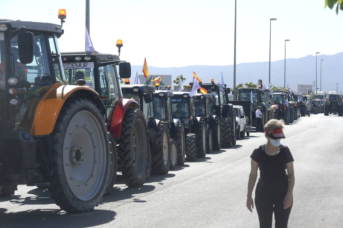 Fotos: Tractorada en favor del Trasvase llevada a cabo en Alcantarilla