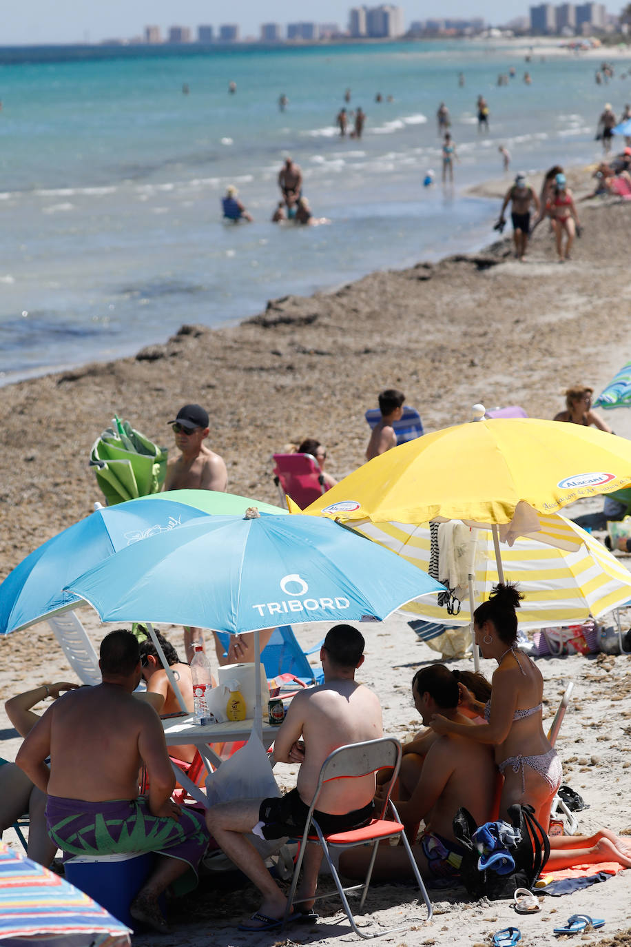 Fotos: Las playas de la Región se llenan el primer fin de semana sin estado de alarma