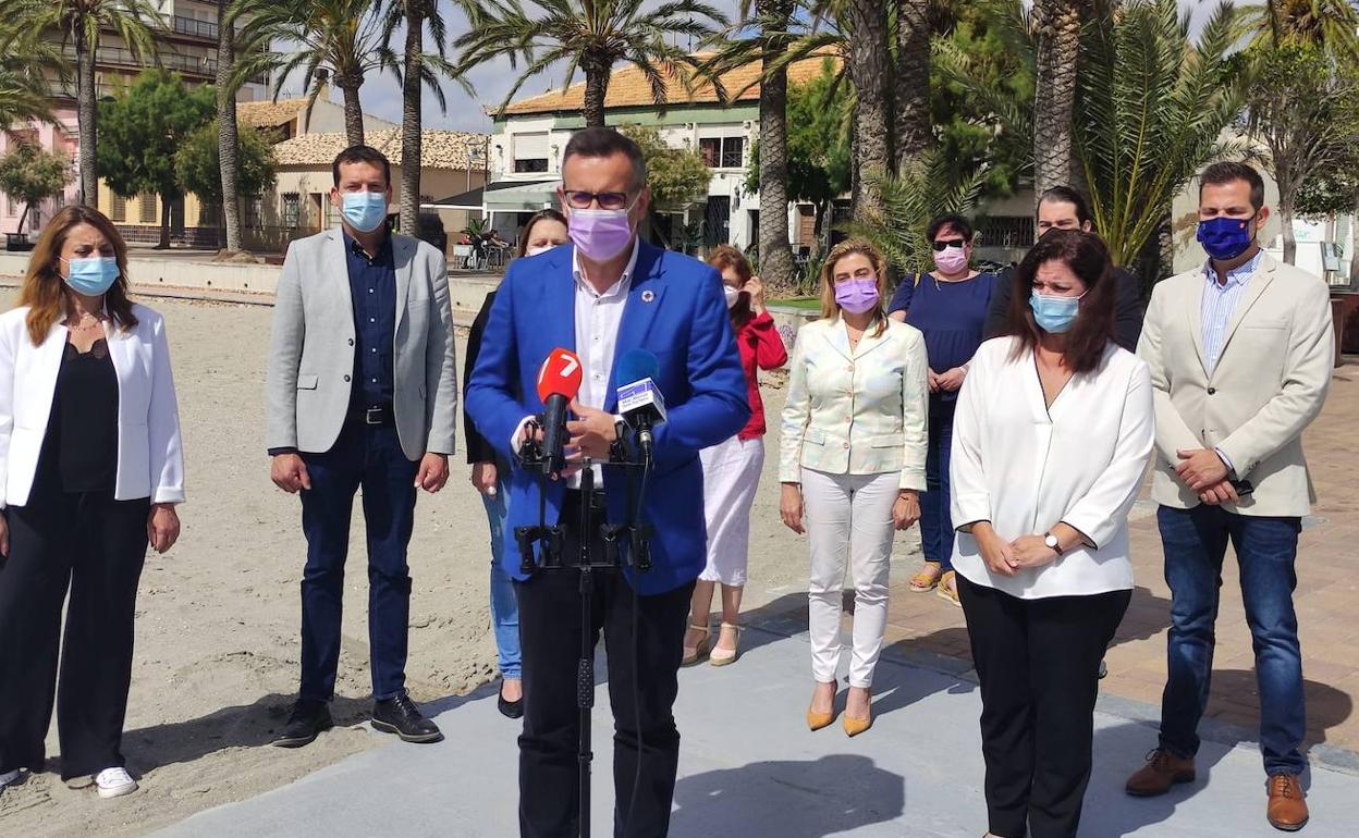 Diego Conesa durante la rueda de prensa este jueves en San Javier.