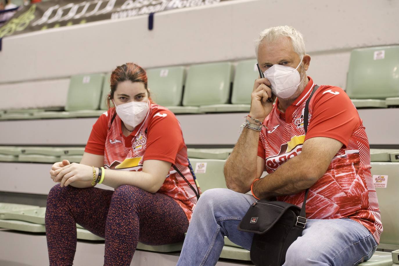 Fotos: ElPozo sacude la fe del Jimbee