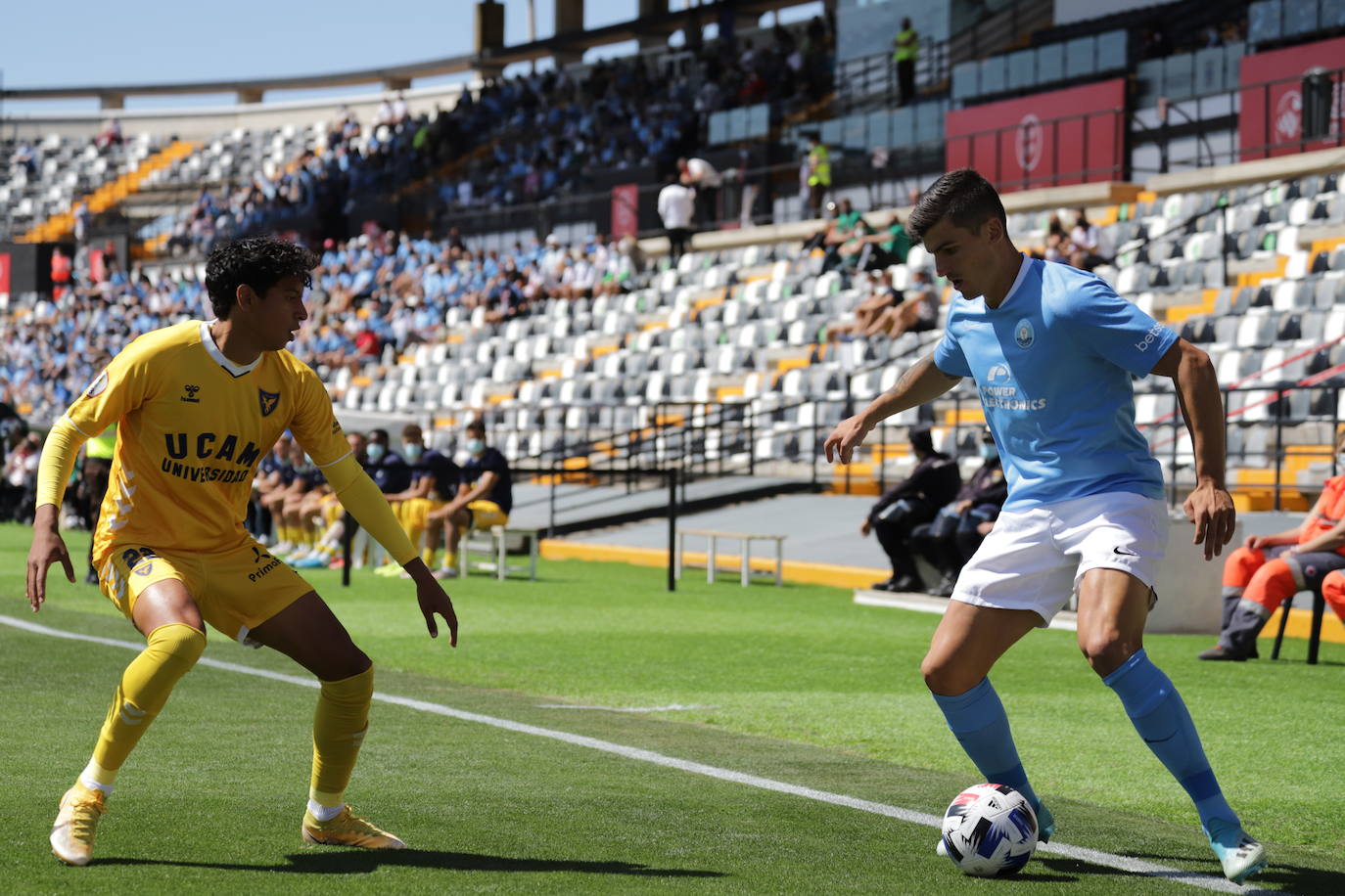 Fotos: Las mejores fotografías del partido entre la UD Ibiza y el UCAM Murcia